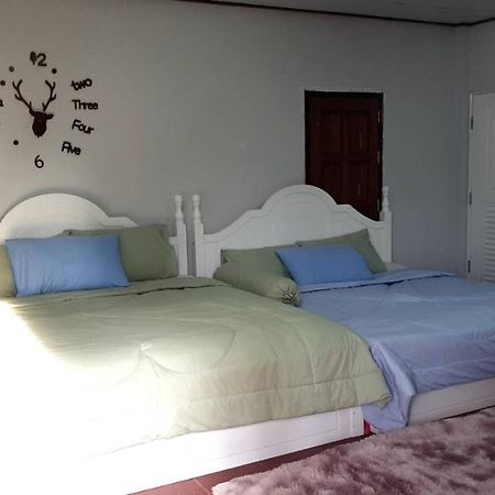 Hotel Reindeer House Wat Chedi 4 People Sichon Exteriér fotografie